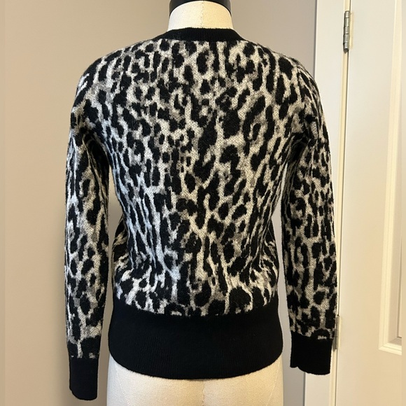 Banana Republic Leopard Print Alpaca Wool Blend Sweater- US XS - Picture 7 of 13